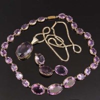Lot 254 - Gold & Amethyst Necklace & Large Stone