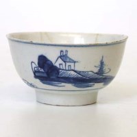 Lot 523 - Bow blue and white bowl