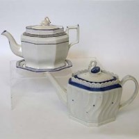 Lot 539 - Lane end teapot and one other .