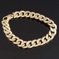 Lot 209 - 9ct gold flat curb bracelet chain, 31.3g