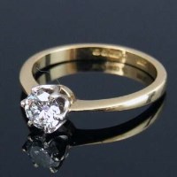 Lot 237 - Single stone diamond ring, approx 0.5ct
