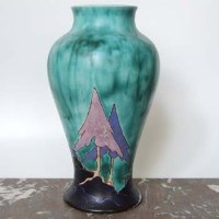 Lot 567 - Clarice Cliff Inspiration Caprice Vase