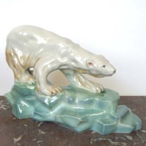 Lot 582 - Wade Polar Bear dated 1939 DB2826