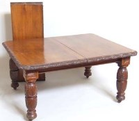 Lot 722 - Victorian Oak Wind-out Dining Table