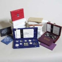 Lot 285 - 29 sets of proof Royal Mint coinage