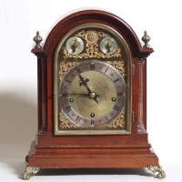 Lot 393 - Mahogany bracket clock.