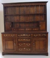 Lot 416 - Oak enclosed dresser.