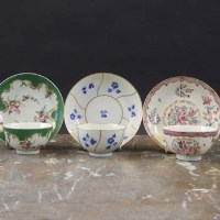 Lot 604 - Three Worcester teabowls and saucers circa 1770