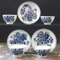 Lot 607 - Three Worcester teabowls and saucers circa 1770