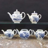 Lot 637 - Two Worcester teapots and three bases