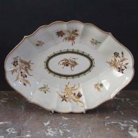 Lot 665 - Flight Worcester dish circa 1790   painted with