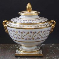 Lot 709 - Barr Flight and Barr Worcester lidded ice pail /