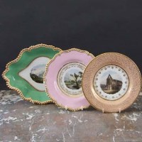 Lot 728 - Flight Barr and Barr dish and two plates circa