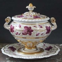 Lot 744 - Flight Barr and Barr Worcester lidded tureen and