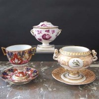 Lot 746 - Flight Barr and Barr lidded tureen circa 1820