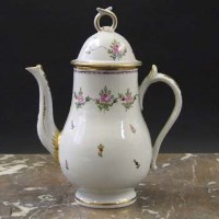 Lot 751 - Chamberlain Worcester coffee pot circa 1805