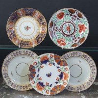 Lot 779 - Five Chamberlains Worcester plates circa 1810