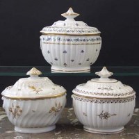 Lot 790 - Three Chamberlains Worcester sucriers circa 1800