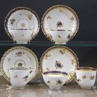 Lot 813 - Caughley circa 1790   including two teabowls and