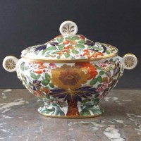 Lot 832 - Coalport sauce tureen circa 1820   painted with a
