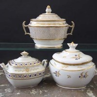 Lot 835 - Three Coalport sucriers circa 1810   the first