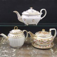 Lot 853 - Derby teapot and stand circa 1820   of drum