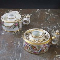 Lot 855 - Derby inkwell circa 1815   painted with flora