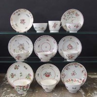 Lot 880 - Seven Newhall teabowls and saucers and a trio