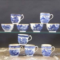 Lot 889 - Six Newhall cups and four teabowls circa 1790