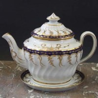 Lot 920 - Newhall teapot and stand circa 1795   painted