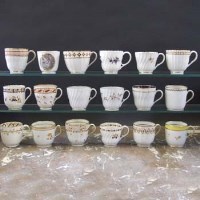 Lot 962 - Eighteen English porcelain coffee cups circa 1790