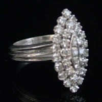Lot 286 - Diamond marquise cluster ring in 18ct gold