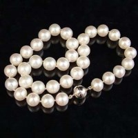 Lot 355 - 12 mm freshwater pearls