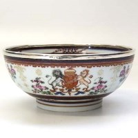 Lot 563 - Samson silver rimmed bowl