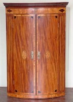 Lot 904 - George III Mahogany corner cupboard
