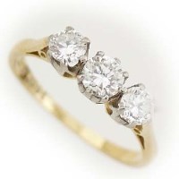 Lot 398 - 18ct three stone diamond ring