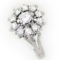 Lot 420 - 18ct white gold diamond cluster ring