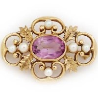 Lot 459 - Amethyst and pearl brooch, 9ct gold