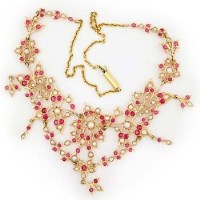 Lot 463 - Ruby and pearl Indian necklace