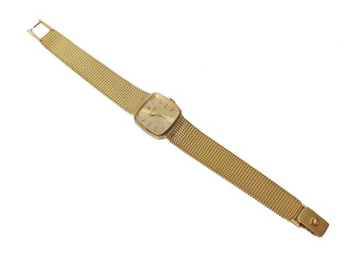 Lot 450 - Ladies Rolex 18ct gold bracelet watch