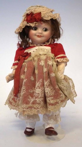 Lot 28 - Armand Marseille 'googly eye' doll, mould number