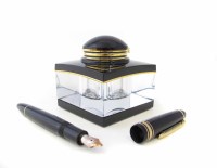 Lot 36 - Square black/gilt Mont blanc inkwell and fountain