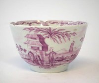Lot 176 - Worcester teabowl circa 1760, with 'pencilled'