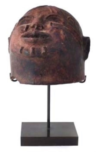 Lot 8 - Makonde helmet mask, terracotta or pottery