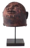 Lot 8 - Makonde helmet mask, terracotta or pottery