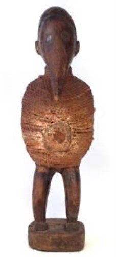 Lot 100 - Kongo Nkisi bird head power figure, 52cm high
