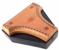 Lot 9 - 20th century copy of a 15th century Psaltery