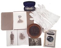 Lot 103 - Collection of items of RAF WW2 interest and WW1 interest