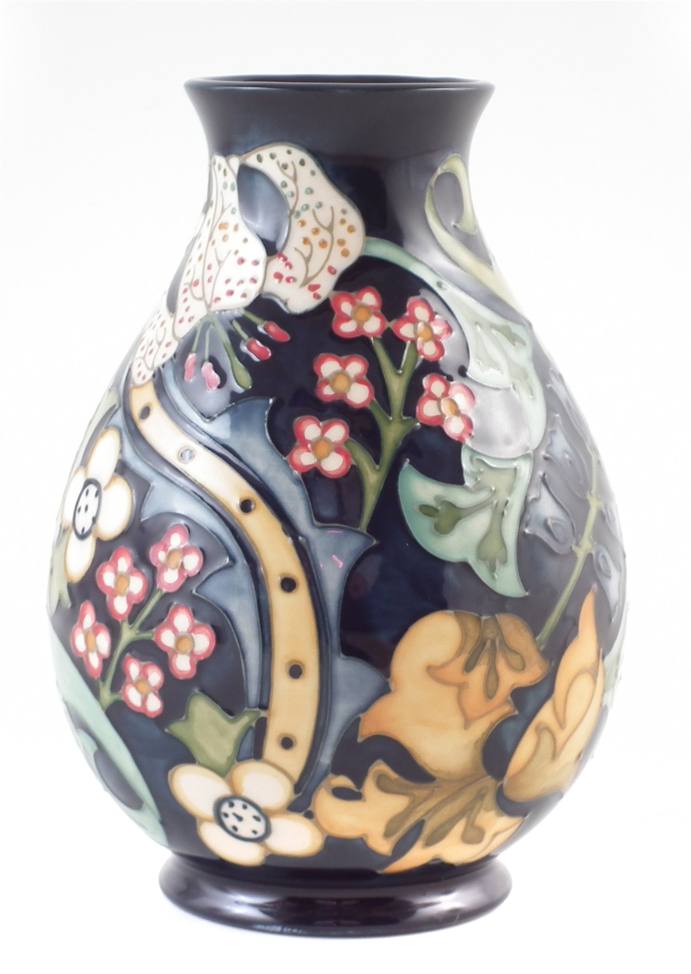 Lot 221 - Moorcroft Golden Lily vase