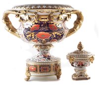 Lot 187 - Bloor Derby urn and pot pourri
